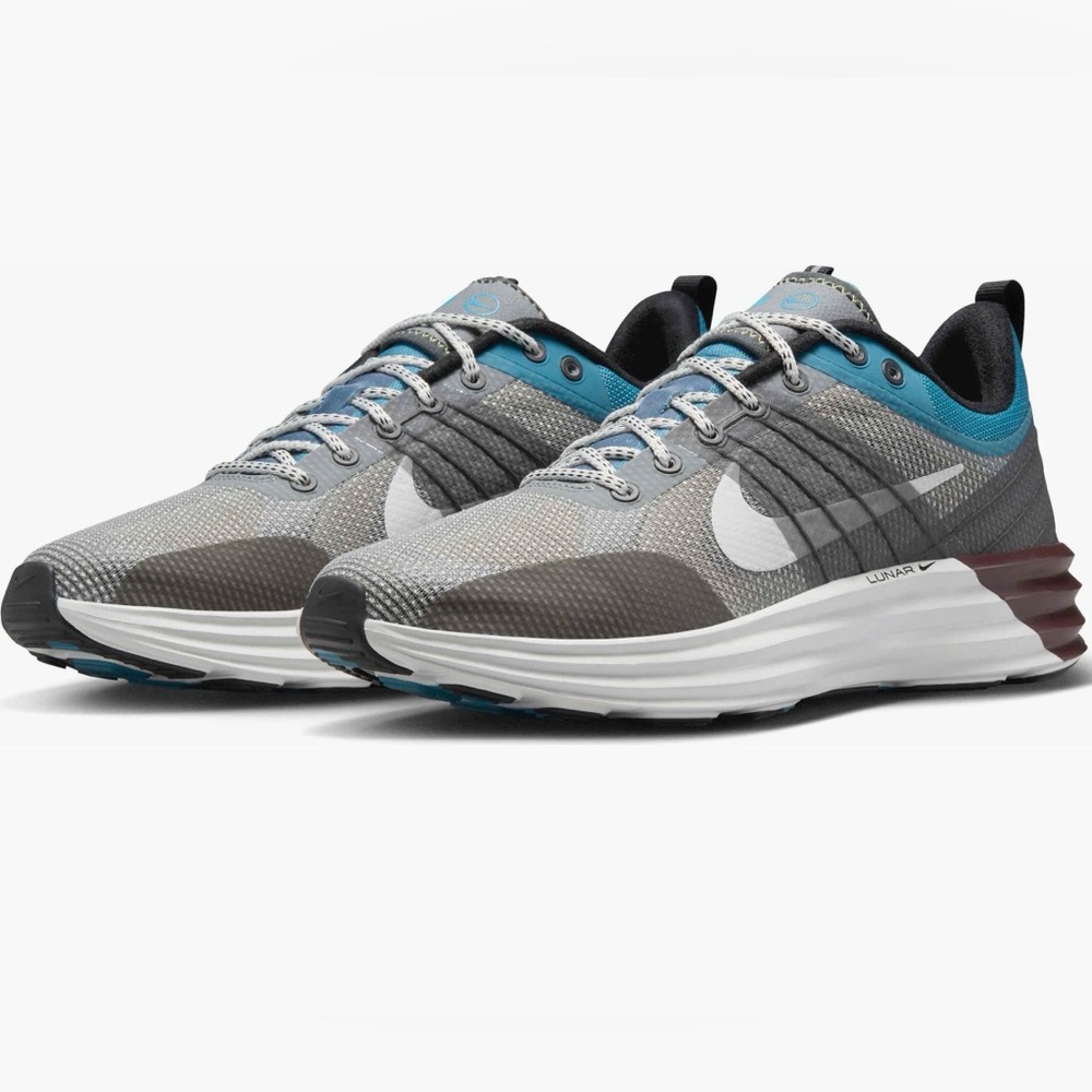 Nike lunar roam sneakers in Smoke Grey/photon dust Blue